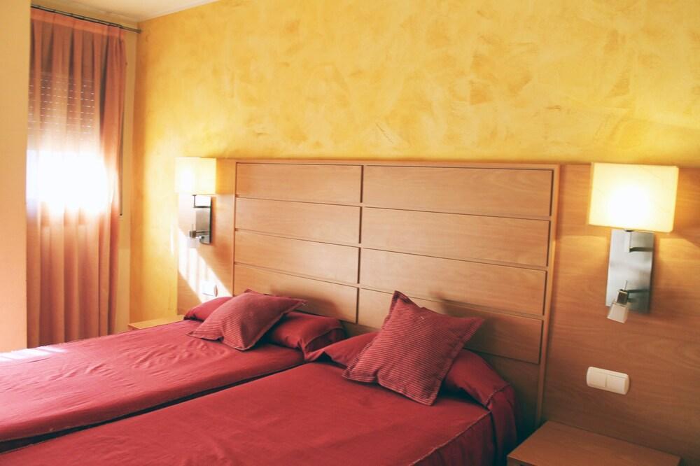 Hotel Ордино Екстериор снимка