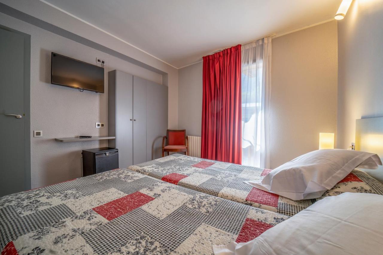 Hotel Ордино Екстериор снимка